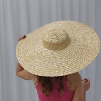 super large straw hat